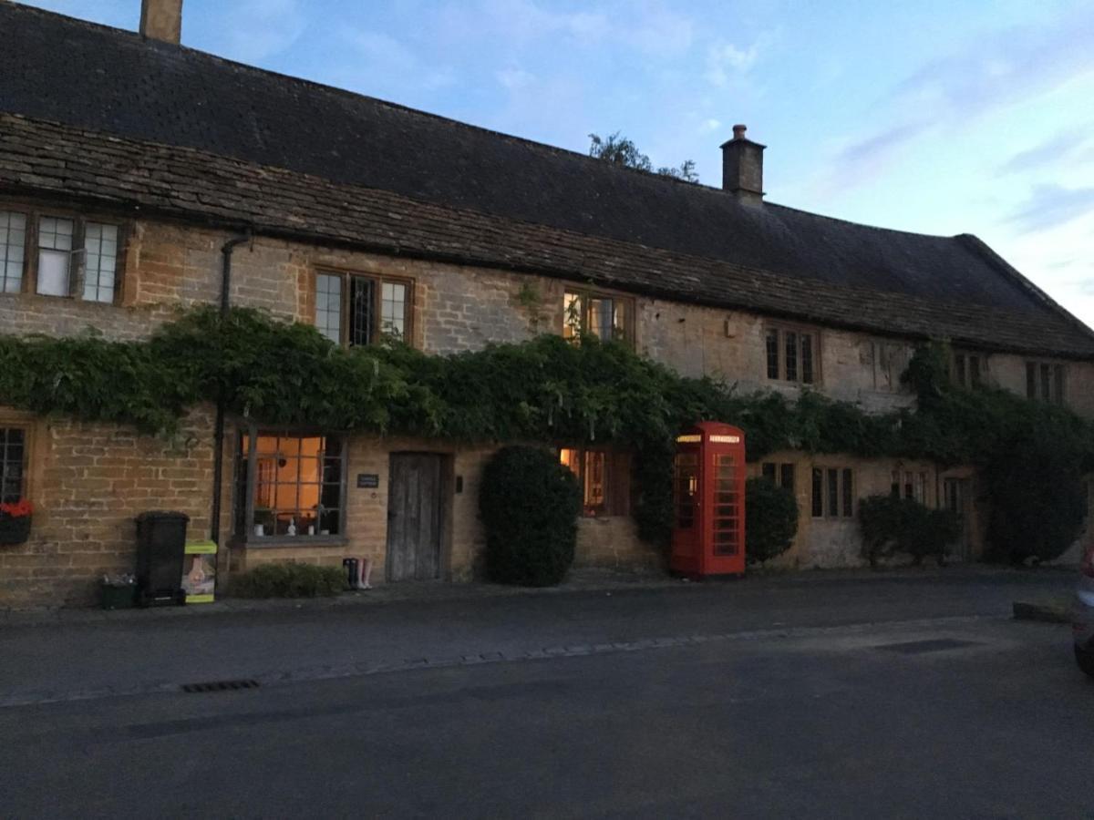 菲利浦斯阿姆斯酒店 Montacute 外观 照片